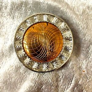 Vintage Round Scarf Clip In Gold and Silver Tones! Great Condition!